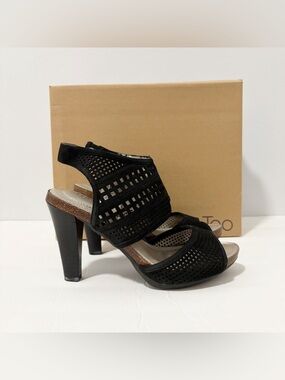 Me Too Gayle Cutout Slingback Heeled Sandals Womens Size 7 Black Modern Comfort